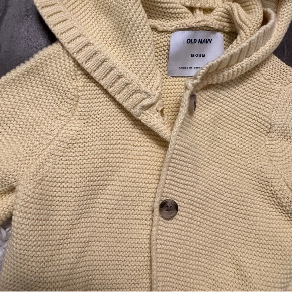 Old Navy | Seed Stitch Sweater 18-24 months - Picture 3 of 3